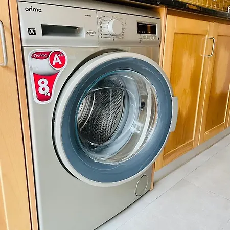 Salty Home's * Peniche